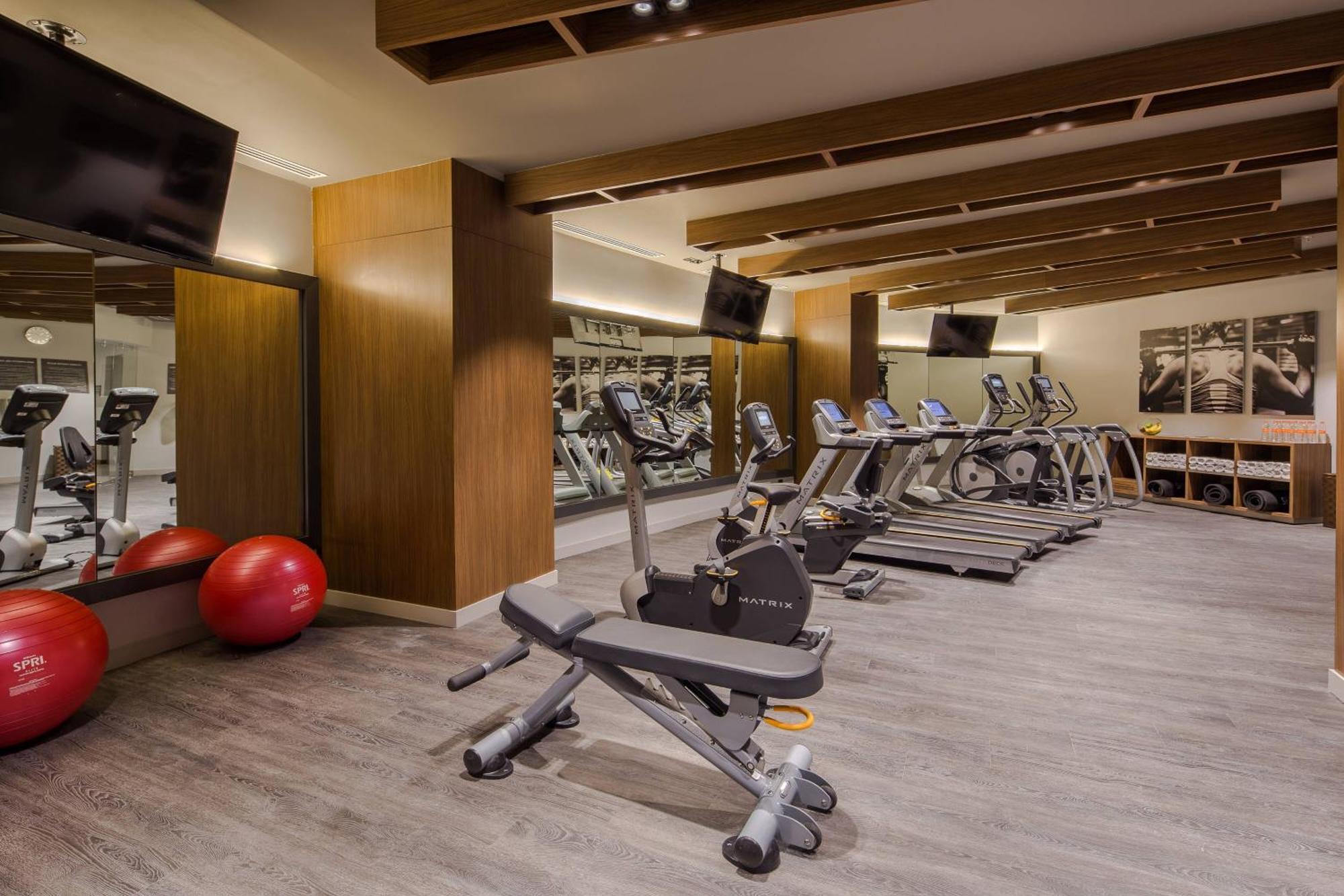 ספופן Ac Hotel By Marriott Guadalajara Expo מראה חיצוני תמונה