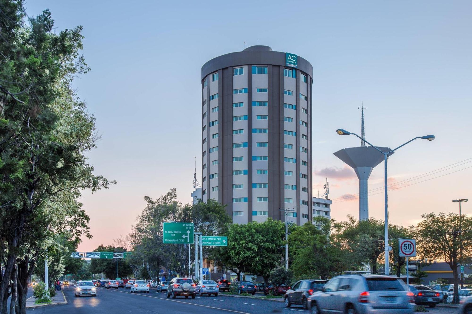ספופן Ac Hotel By Marriott Guadalajara Expo מראה חיצוני תמונה