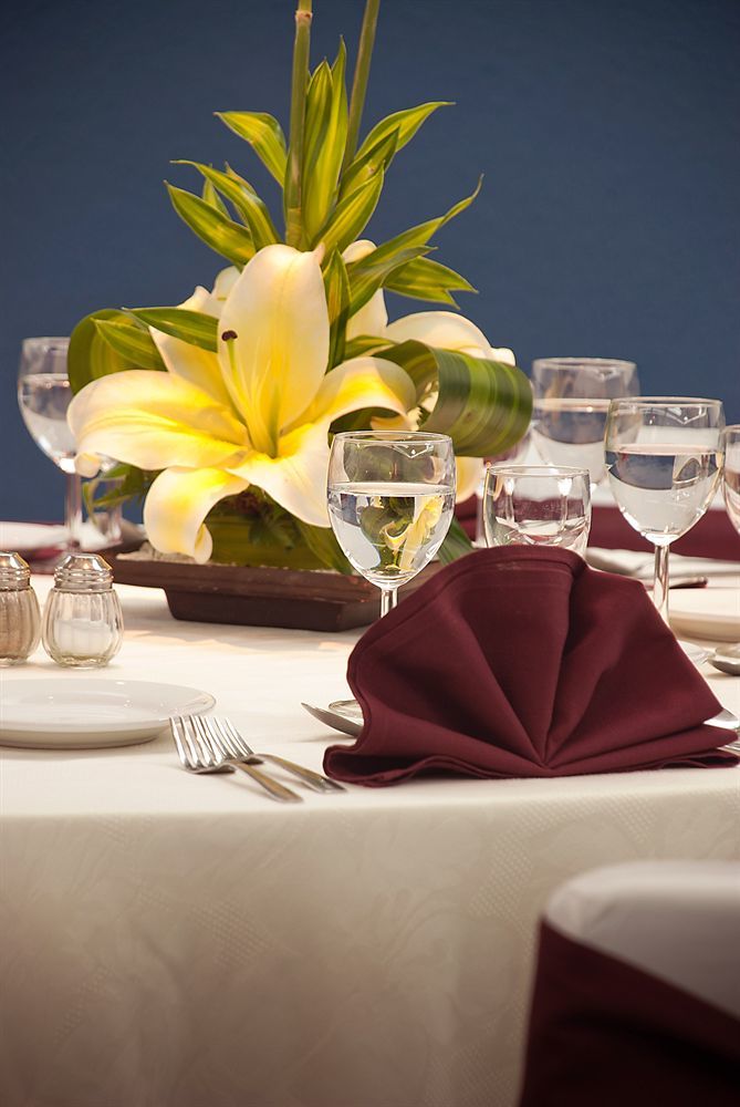 ספופן Ac Hotel By Marriott Guadalajara Expo מראה חיצוני תמונה
