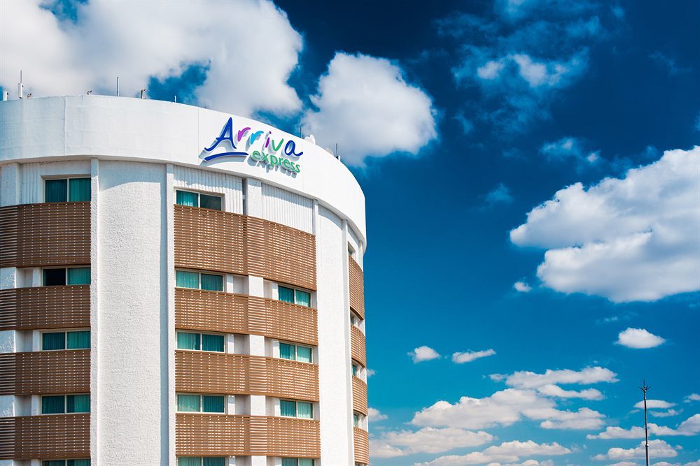ספופן Ac Hotel By Marriott Guadalajara Expo מראה חיצוני תמונה